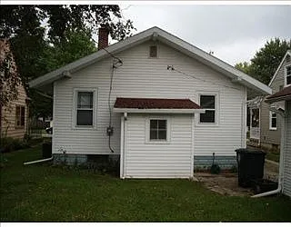 1830 E Fox St photo 1