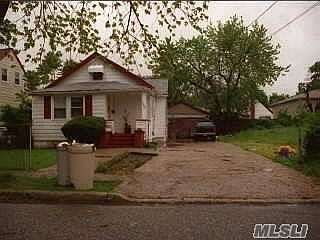 1st image of 1020 Van Buren St
