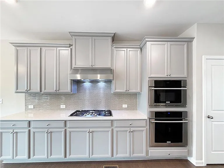 381 Northaven Ave — Photo 12