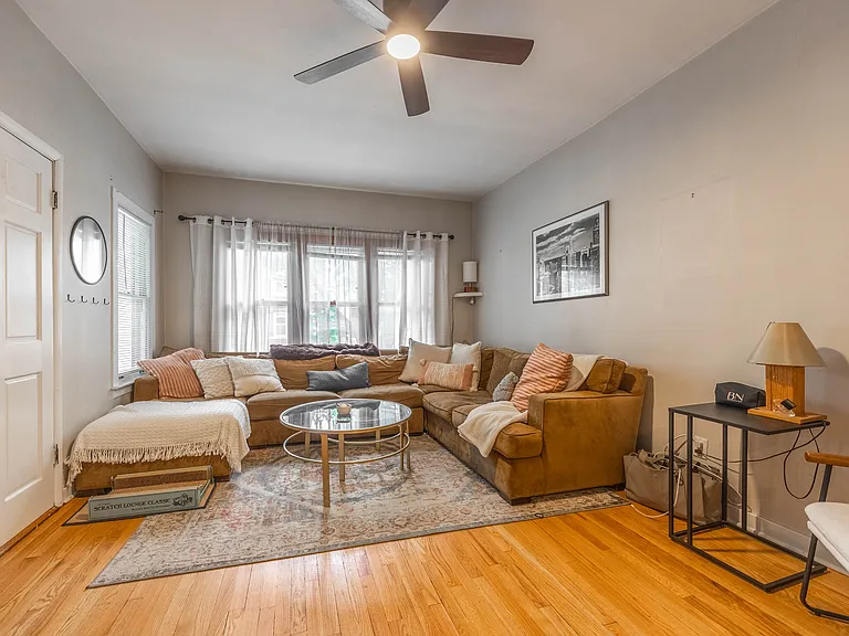3450 N Leavitt St #1 — Photo 12
