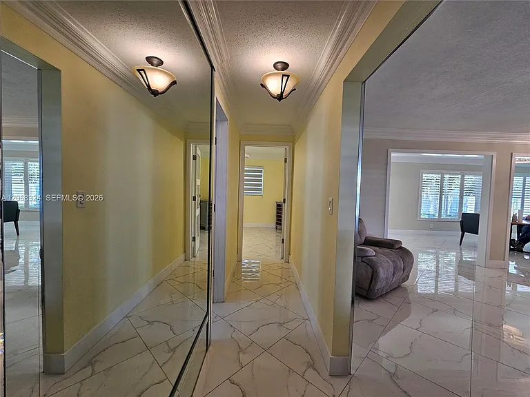 2661 NW 4th Ave — Photo 18