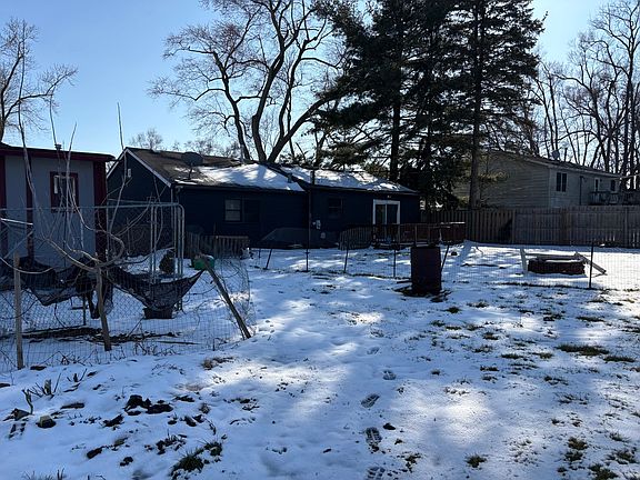2nd image of 7118 Seminole Dr
