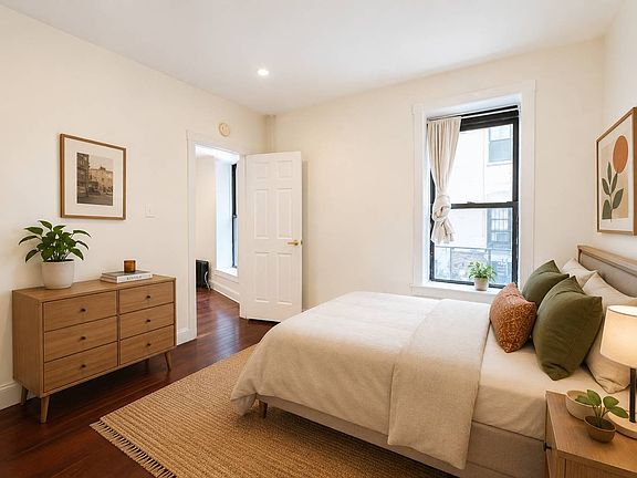 2nd image of 598 Pacific St #1F