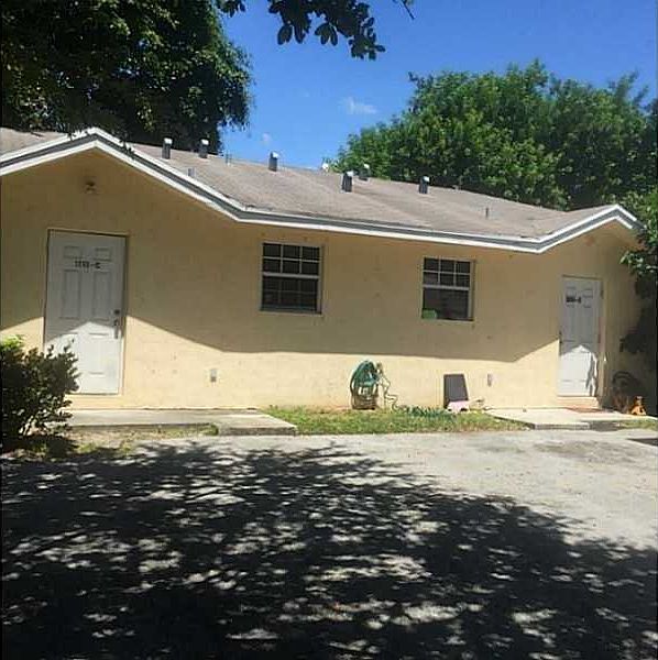 1st image of 1208 N 57th Ave