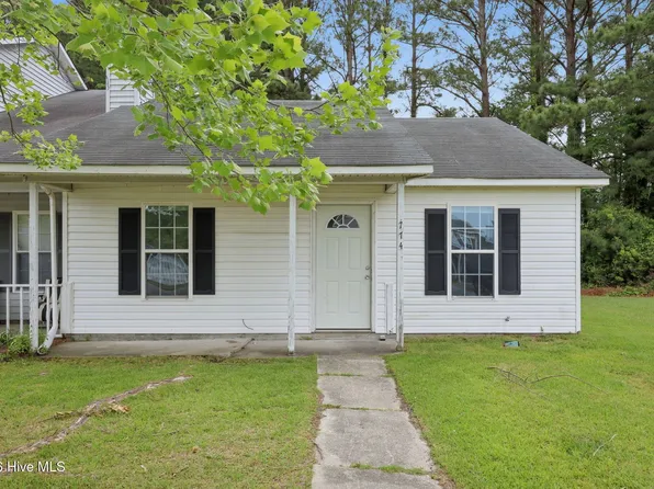 774 Pinewood Dr, Jacksonville, NC 28546
