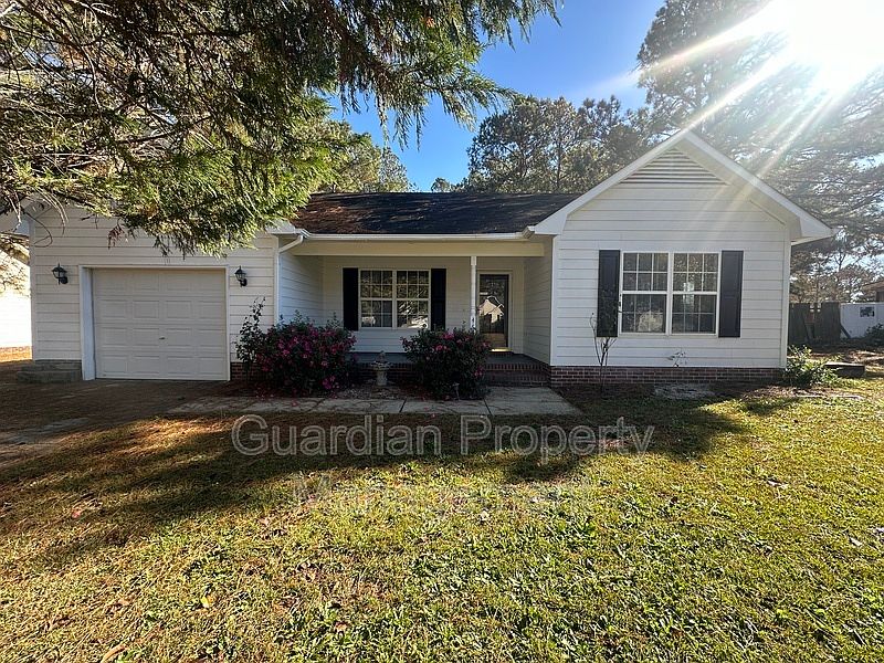 1st image of 464 Northwoods Dr