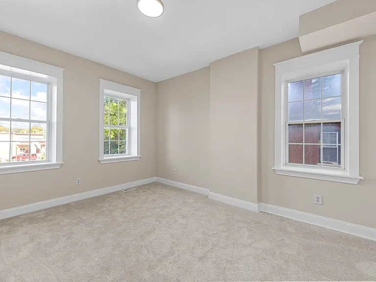 7472 Hazel Ave — Photo 13