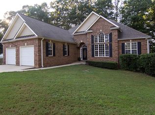 166 Greenfield Ct, Carrollton, GA 30116