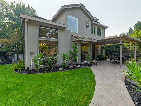 4th image of 5019 Taylor Way