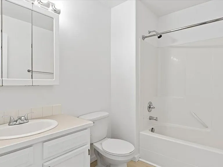 6405D Chapel Hill Blvd #D202 — Photo 5