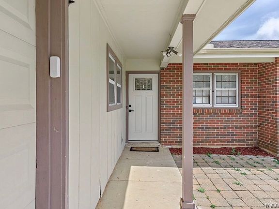 2nd image of 14 Brown Ave