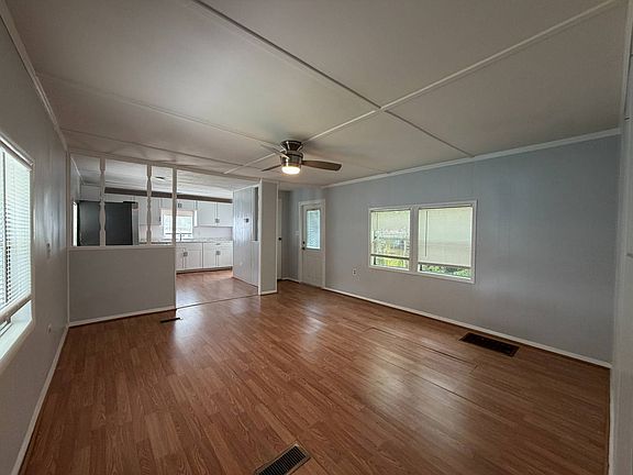 5th image of 170 N Yonge St #71