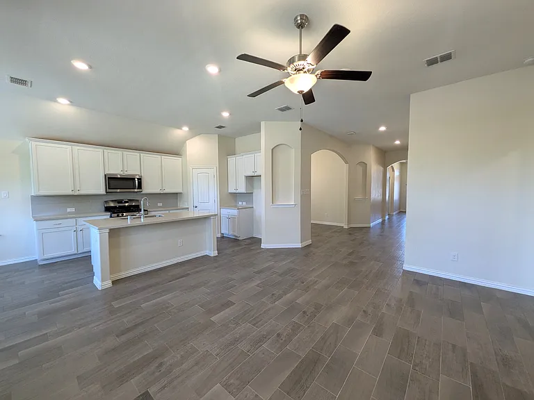 9324 Bronze Meadow Dr — Photo 36