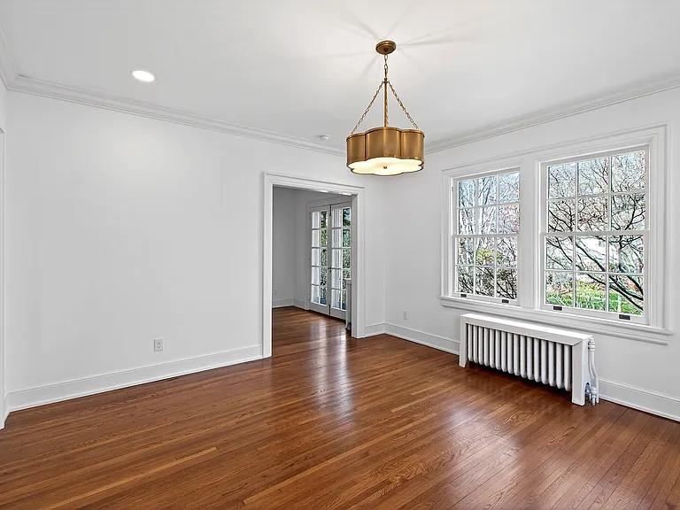 1313 College Pl — Photo 20