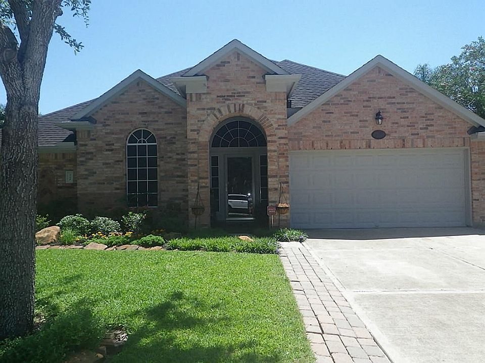 1st image of 232 Magnolia Way