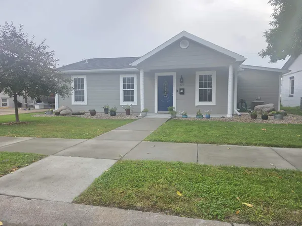 409 S Poplar St, North Platte, NE 69101