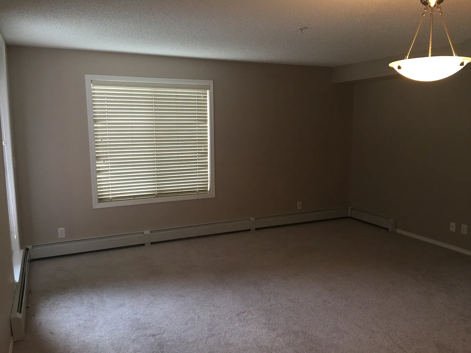 12025 22 Avenue SW - Condo in Rutherford — Photo 2