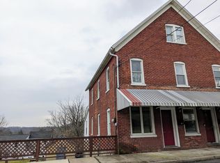411 Pennsylvania Ave, Roseto, PA