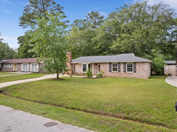 7708 Jadewood Dr, North Charleston, SC 29418