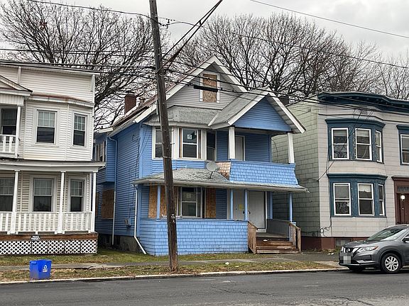 3rd image of 529 Washington Ave