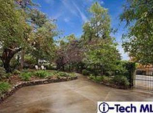 2901 Orange Ave, La Crescenta, CA 91214