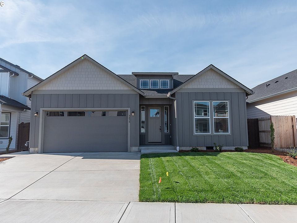 1st image of 3434 SE 8th Ave