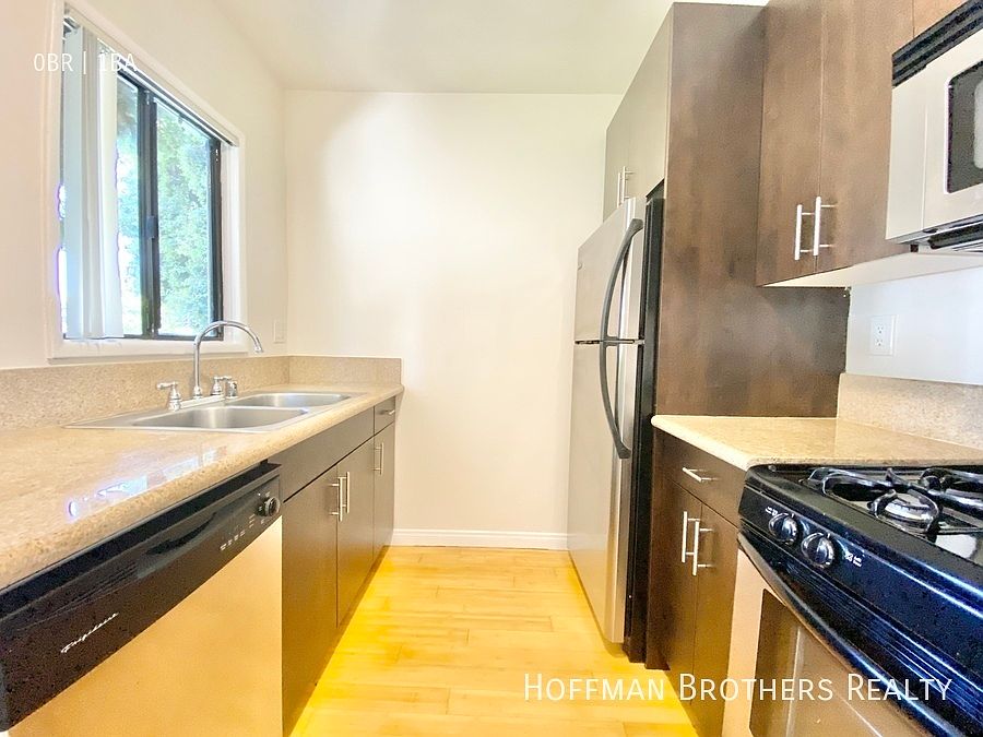1st image of 2557 S Sepulveda Blvd #8