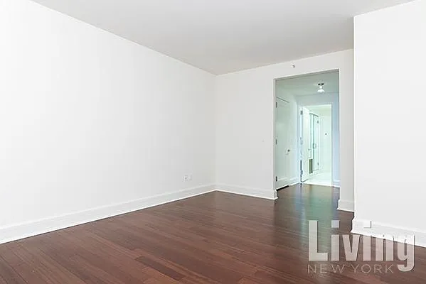 Rented by Living New York | media 22