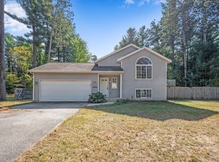 18943 Tall Timbers Dr, Howard City, MI 49329