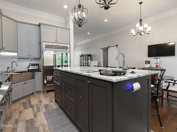 5th image of 217 Waterhouse Rd