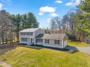 17 Cricket Ct, Old Saybrook, CT 06475