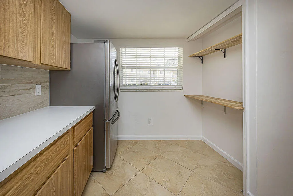 2 bed, 2.0 bath, 1201 sqft, $2,100 — Photo 4