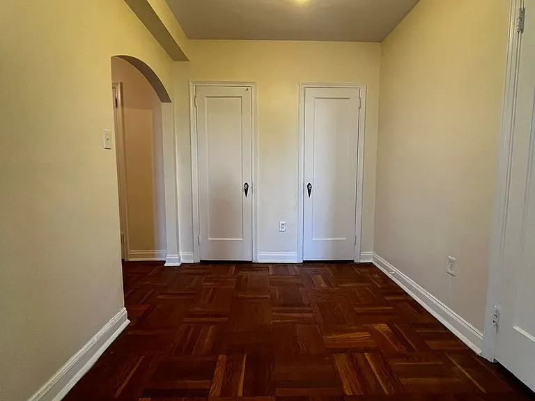 The Royal York Apartments — Photo 186