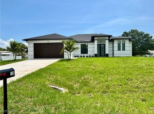 136 Carlisle Ave S, Lehigh Acres, FL 33974