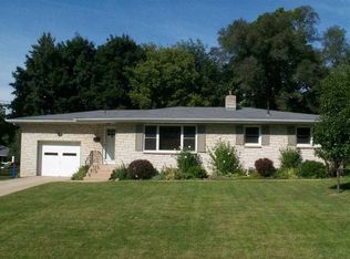 4110 Hanover St, Madison, WI 53704