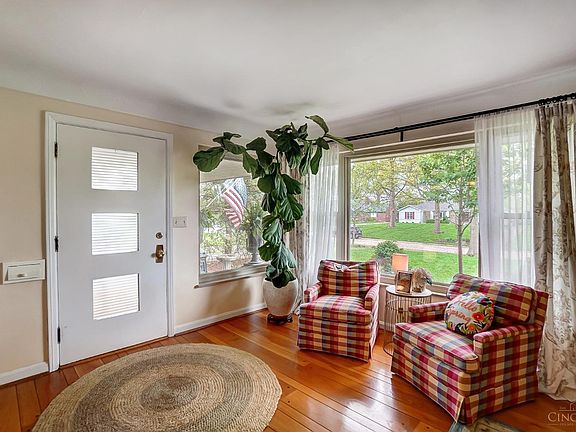 5th image of 8124 Fontaine Ct