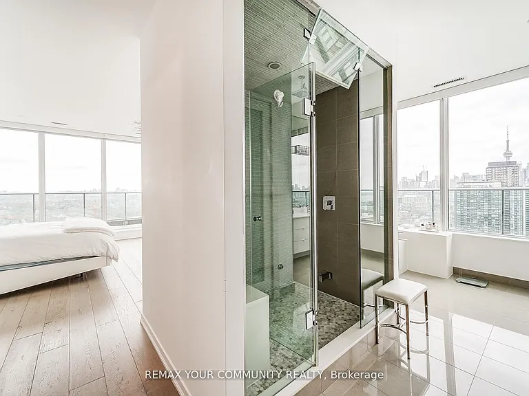 150 E Liberty St #Penthouse 2 — Photo 22