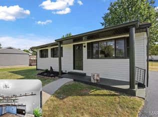 5 Tulip Ct, Granite City, IL 62040