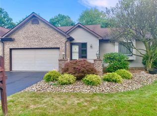 1173 Surrey Point Dr SE, Warren, OH