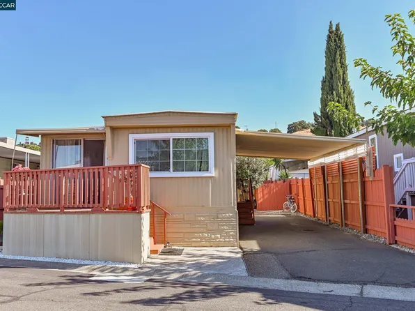 158 Lisa Lee Ln #158, Concord, CA 94518