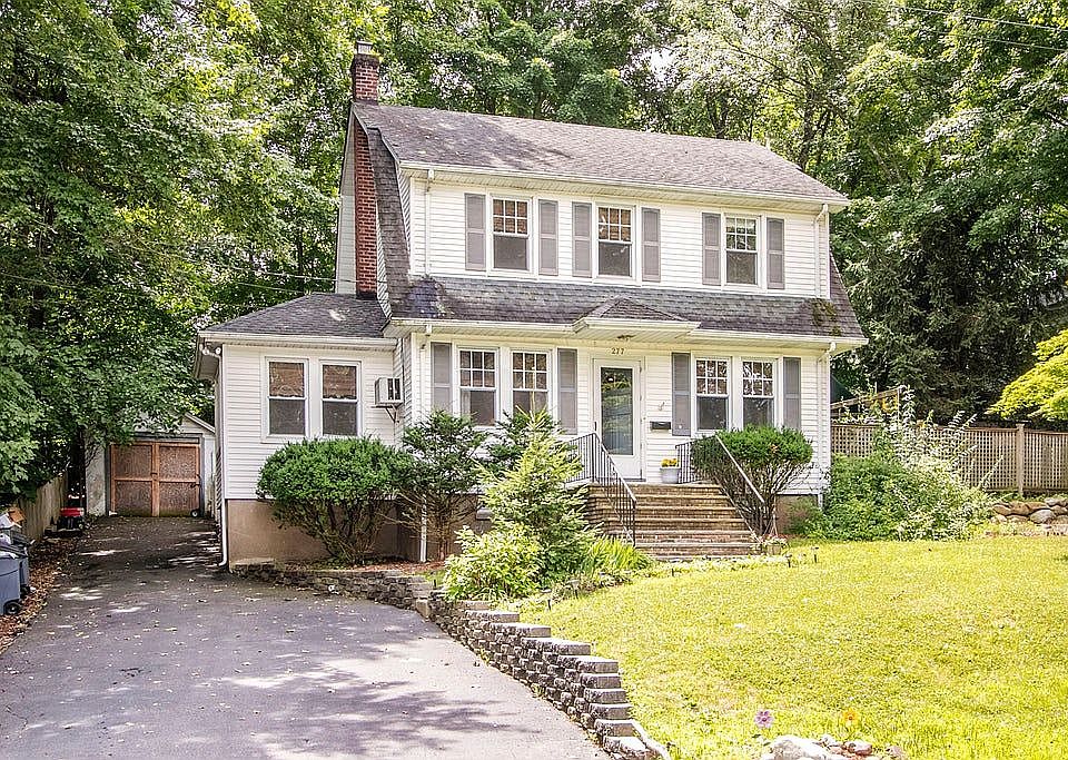 1st image of 277 Piermont Ave