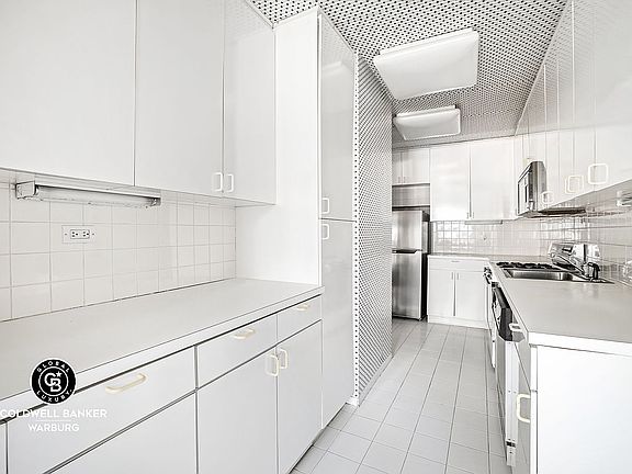 3rd image of 170 W End Ave APT 18D
