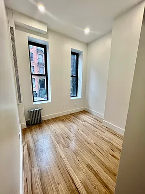 Rented by Brighton Management | media 2