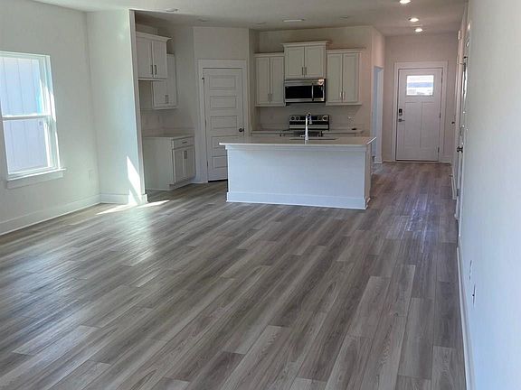 3rd image of 6517 Paso Fino Dr