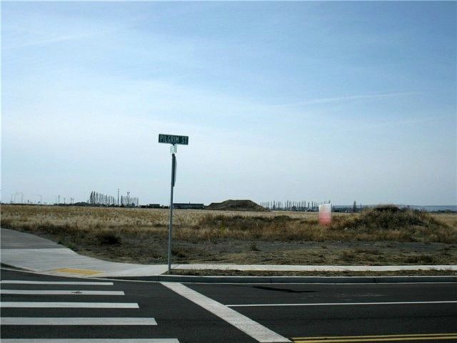 1st image of Clover Dr