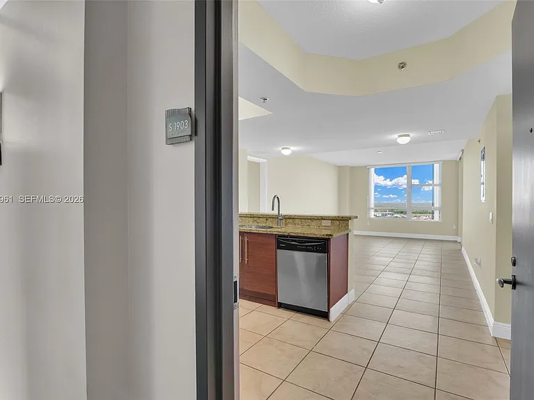 2681 N Flamingo Rd #1903S — Photo 4