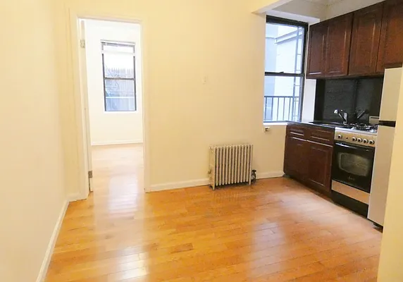 Rented by Compass | media 28