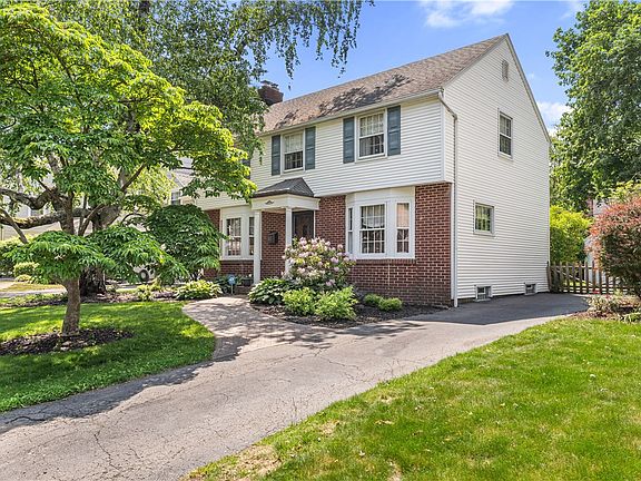 3rd image of 27 Covington Rd