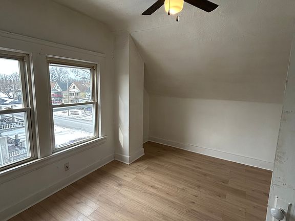 5th image of 11610 Durant Ave #3