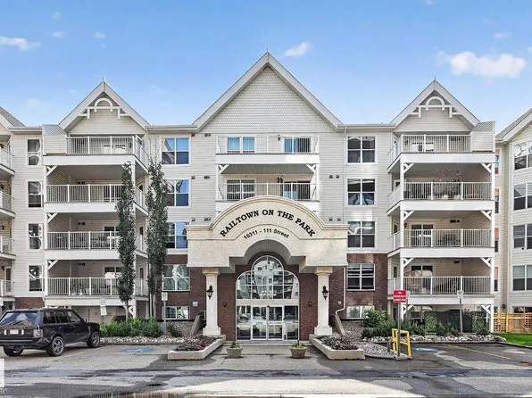 10311 111th St NW #417, Edmonton, AB T5K 2Y8